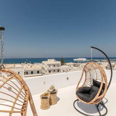 Maroussa's In Town With Sea View Apartamento