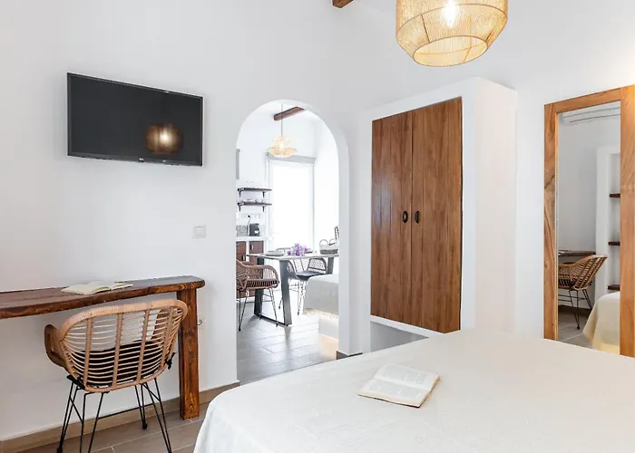 Apartamento Maroussa's In Town With Sea View *