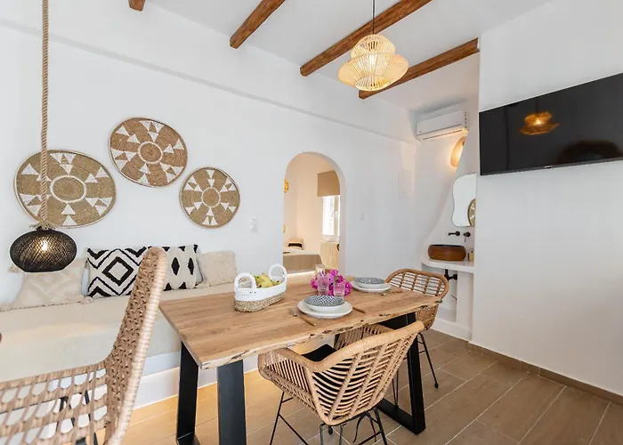 Apartamento Maroussa's In Town With Sea View