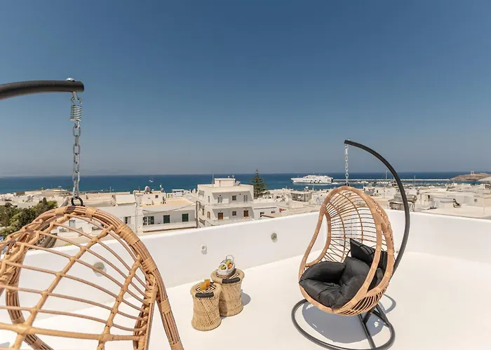 Maroussa's In Town With Sea View Apartment