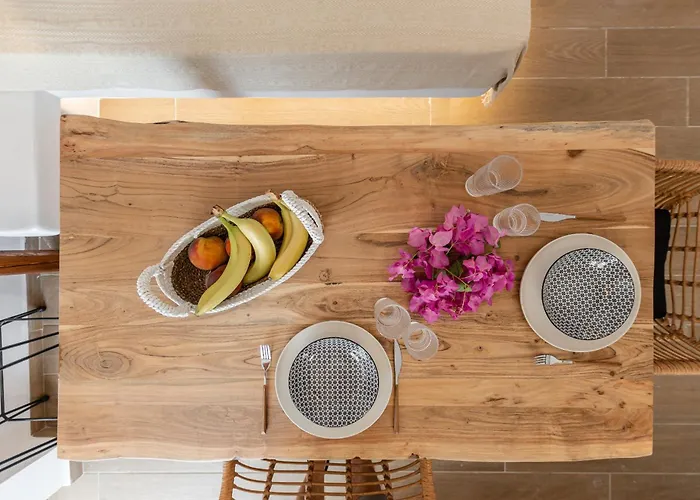 Maroussa's In Town With Sea View Apartment Naxos City